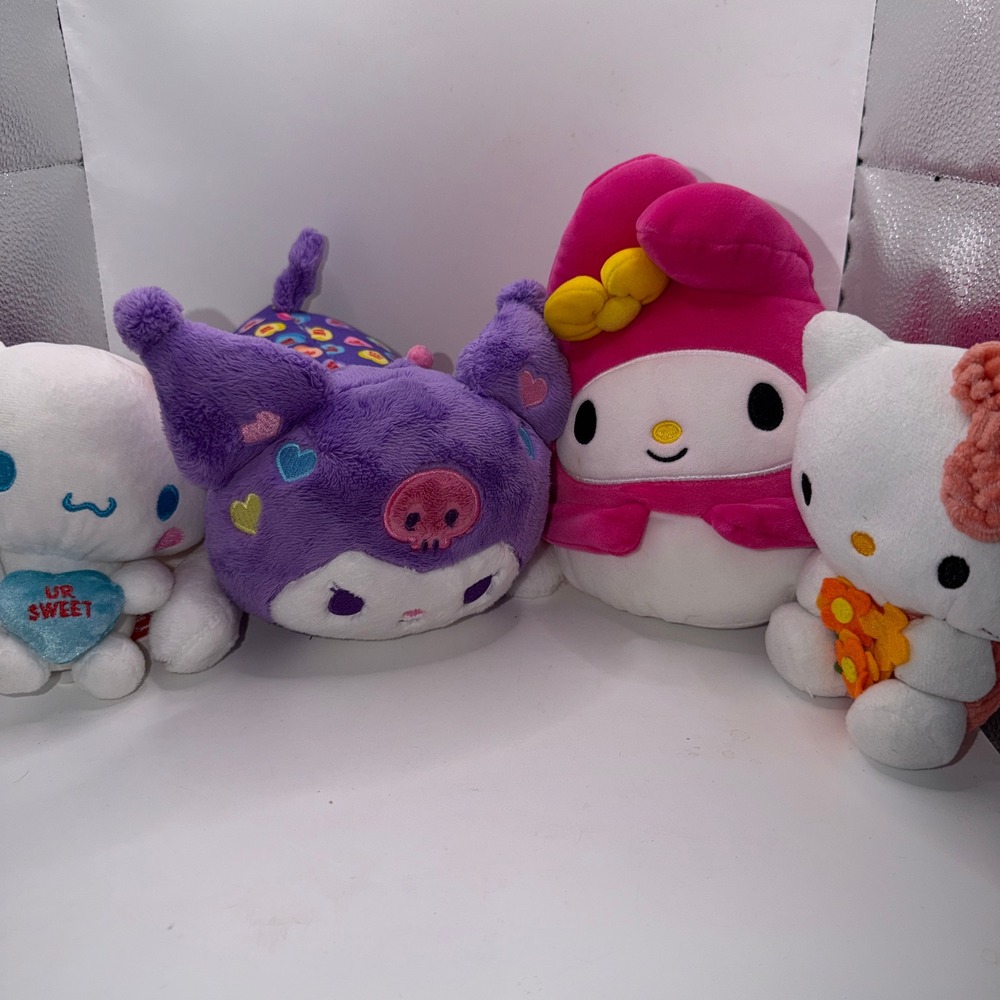 Sanrio Small Hello Kitty My Melody Kuromi Cinnamoroll Plush Lot Kawaii Aesthetic